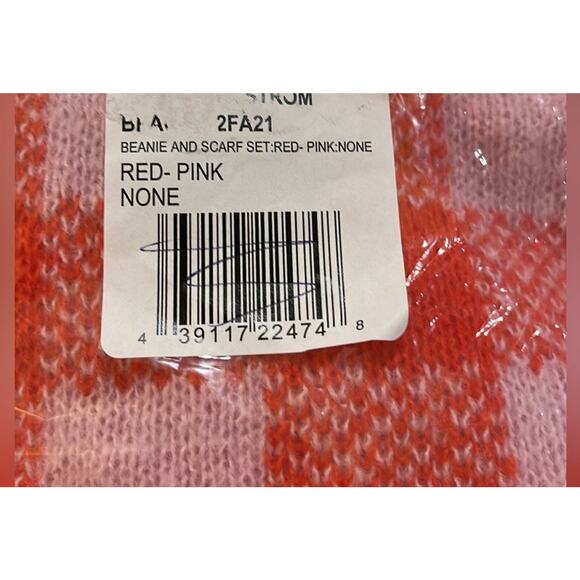 NWT Nordstrom BP.  Red/Pink Checkered Scarf and Hat - Picture 4 of 5